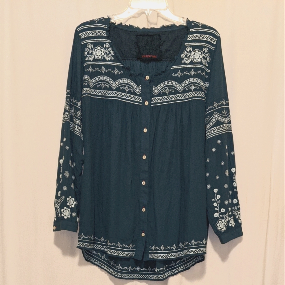 Johnny Was 3J Workshop Embroidered Blouse Size L